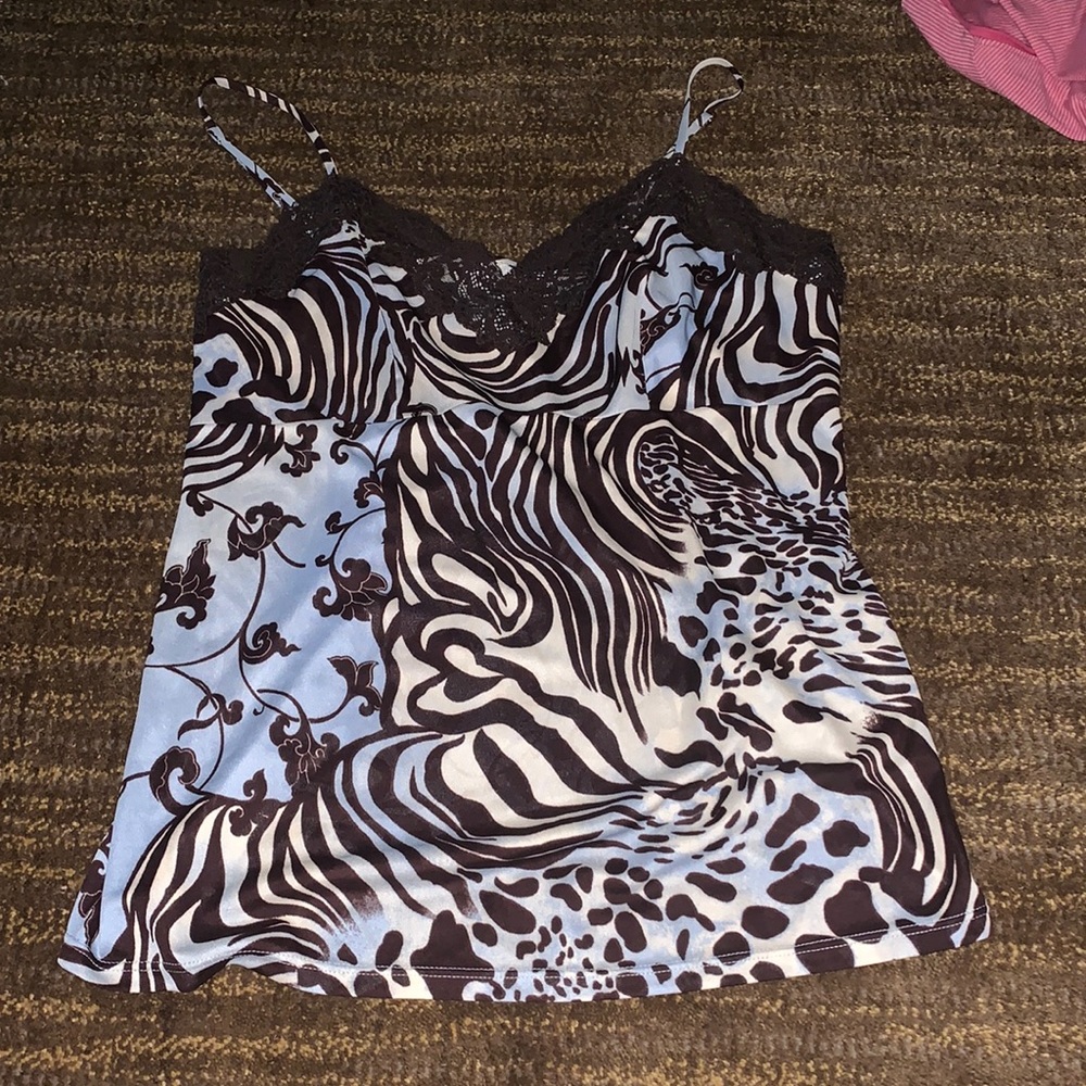 Black & Blue vintage lace tank